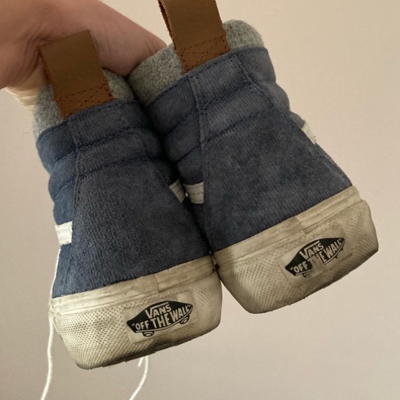 Corduroy sneakers - Picture 9 of 10